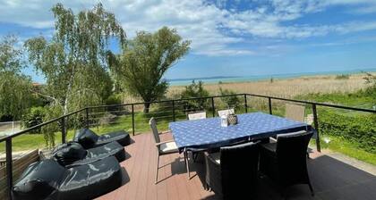 ZamĂĄrdi, panorĂĄmĂĄs apartmann