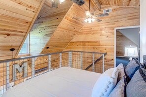 3 Schlafzimmer, Schreibtisch, Bügeleisen/Bügelbrett, Internetzugang