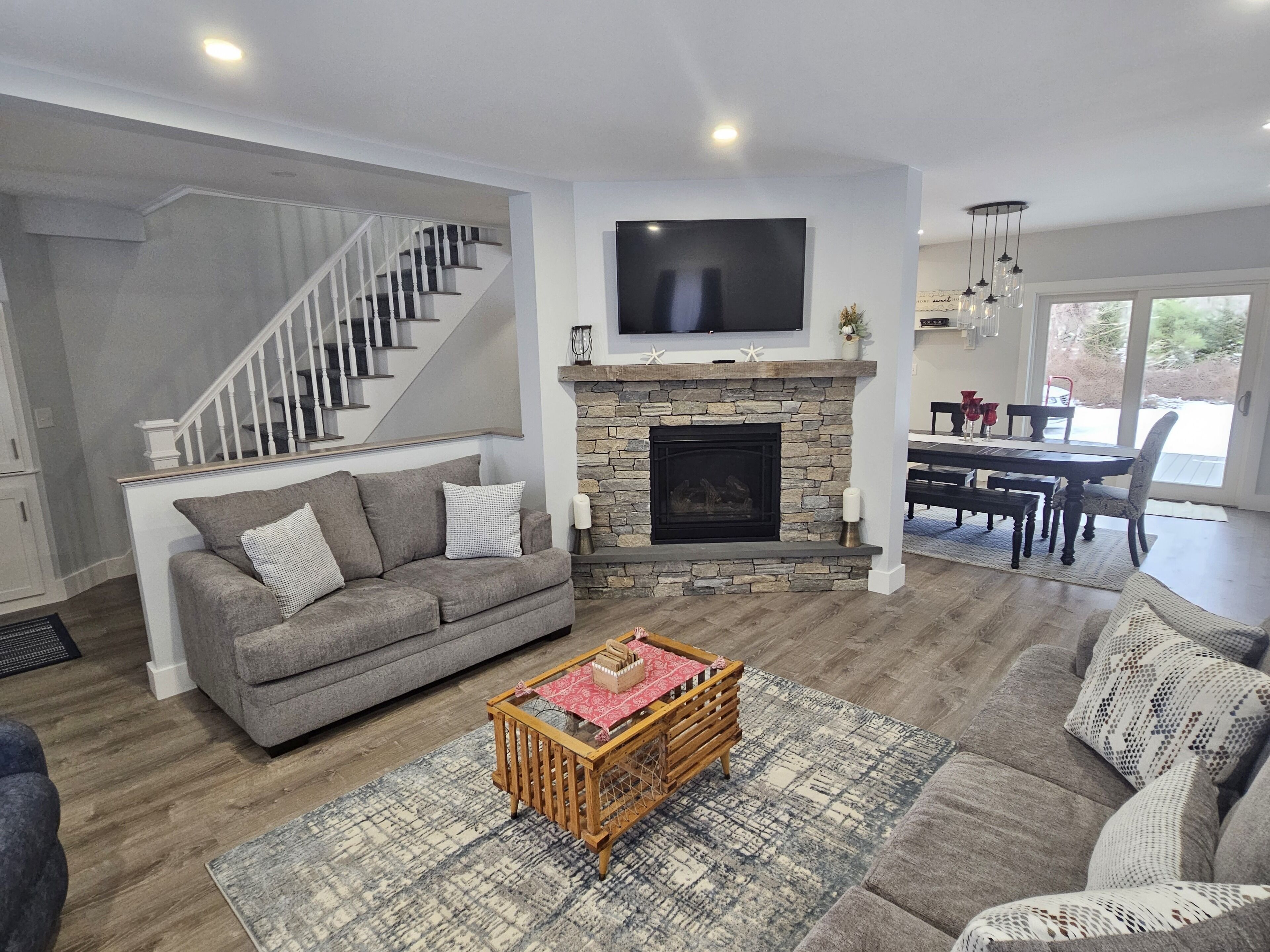 ALL NEW ~ The Historic Seaward Cottage