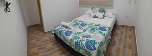 Basic Room | Free WiFi, bed sheets