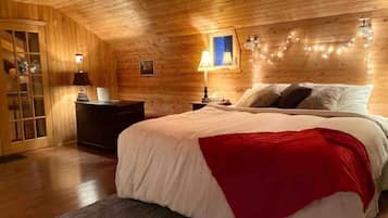 1 bedroom, in-room safe, WiFi, bed sheets