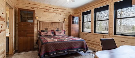 1 bedroom, desk, free WiFi, bed sheets