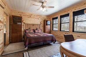 2 chambres, bureau, accès au Wi-Fi (inclus), literie fournie