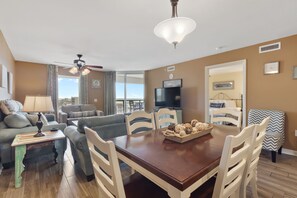 Smart TV, DVD player