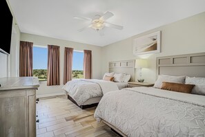3 bedrooms, free WiFi, bed sheets - 3BR- 10th floor South Lake & Oceanview Back Corner|Free Parking| Resort Access| (North Myrtle Beach)
