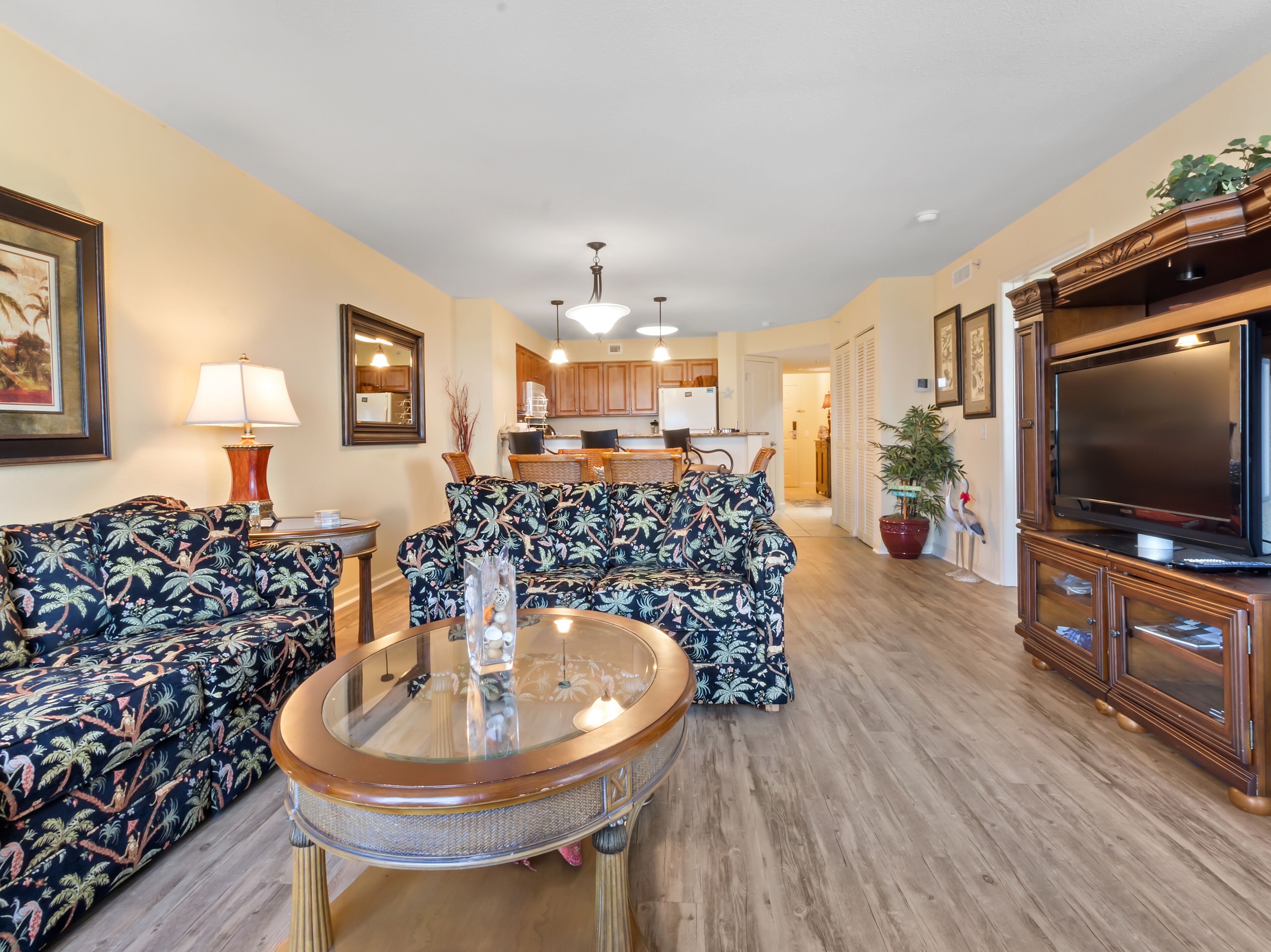 3BR- 14th floor- Lake & Golf View condo|Short walk to beach| Resort Access|