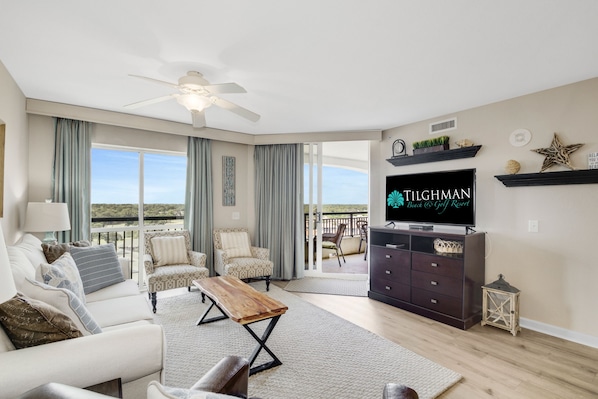 Smart TV, DVD player