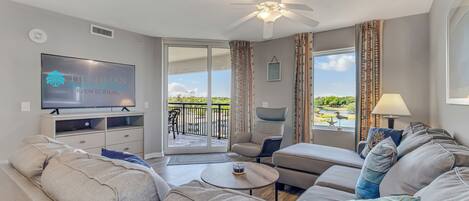 Smart TV, DVD player