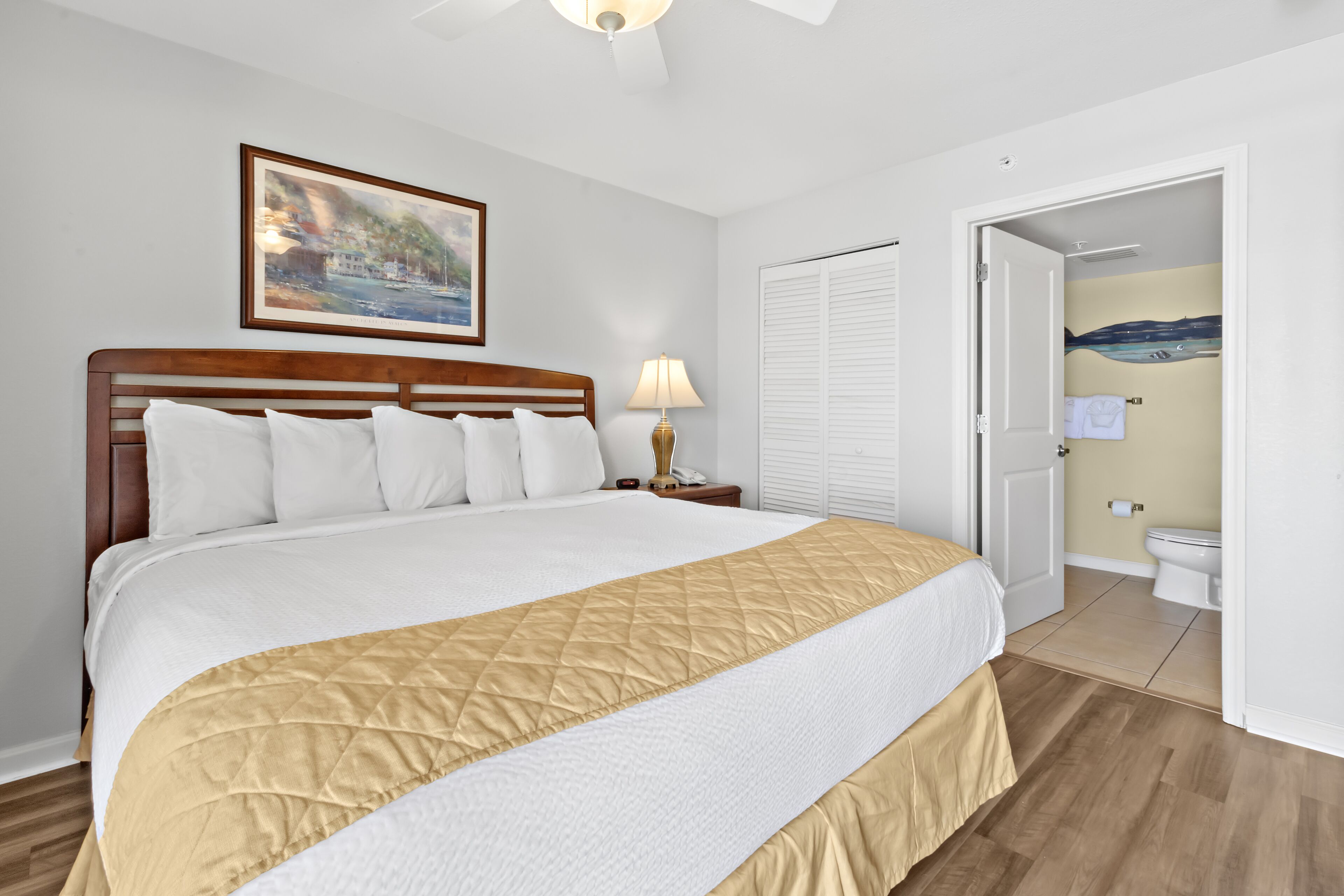 3BR- 11th floor- Oceanview condo|Short walk to beach| Resort Access|Free Parking