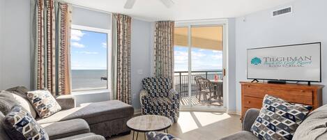 スマートテレビ、DVD プレーヤー、ステレオ