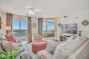 Smart TV, DVD player, stereo