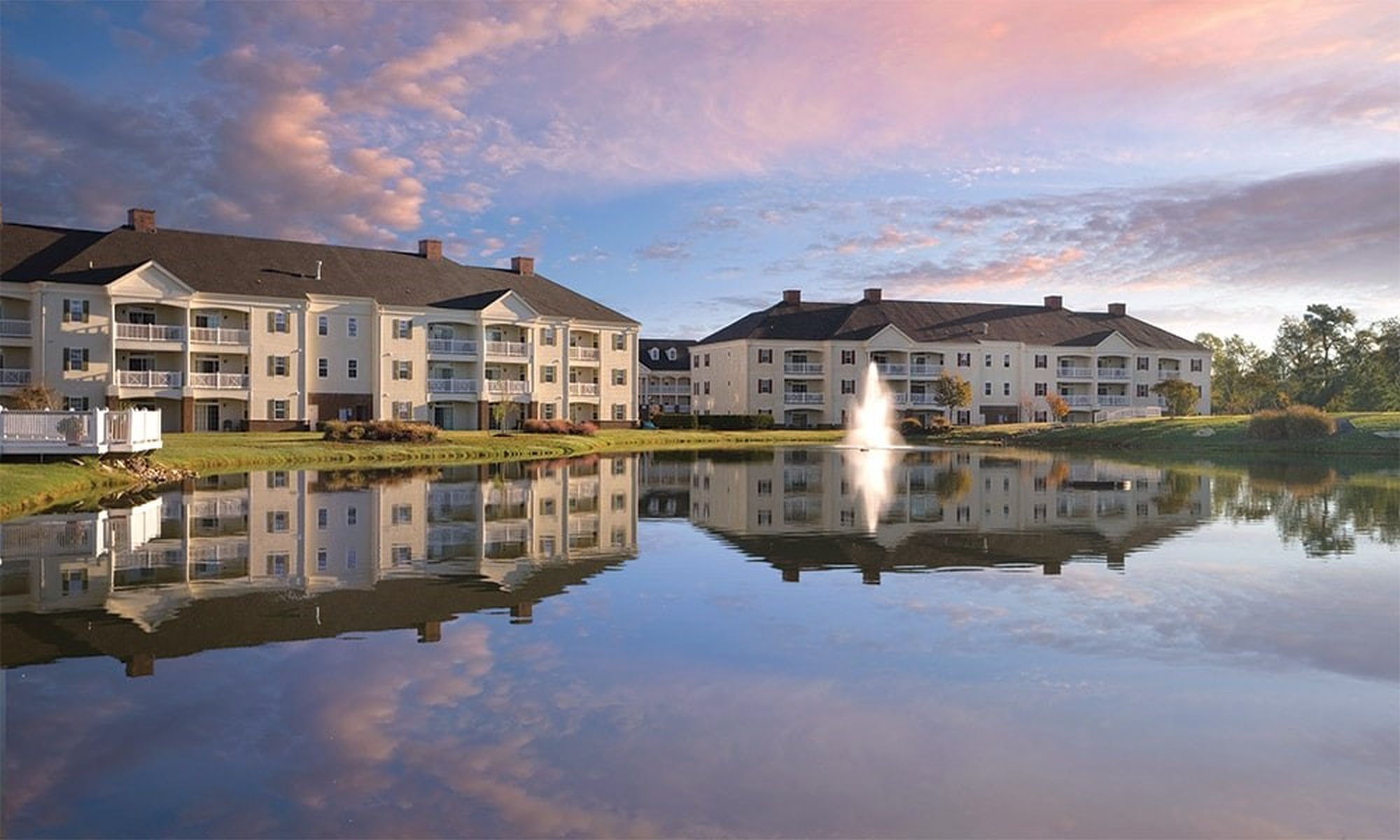 Spacious Governor's Green 2 Bedroom Condo - Family Friendly Resort & Spa