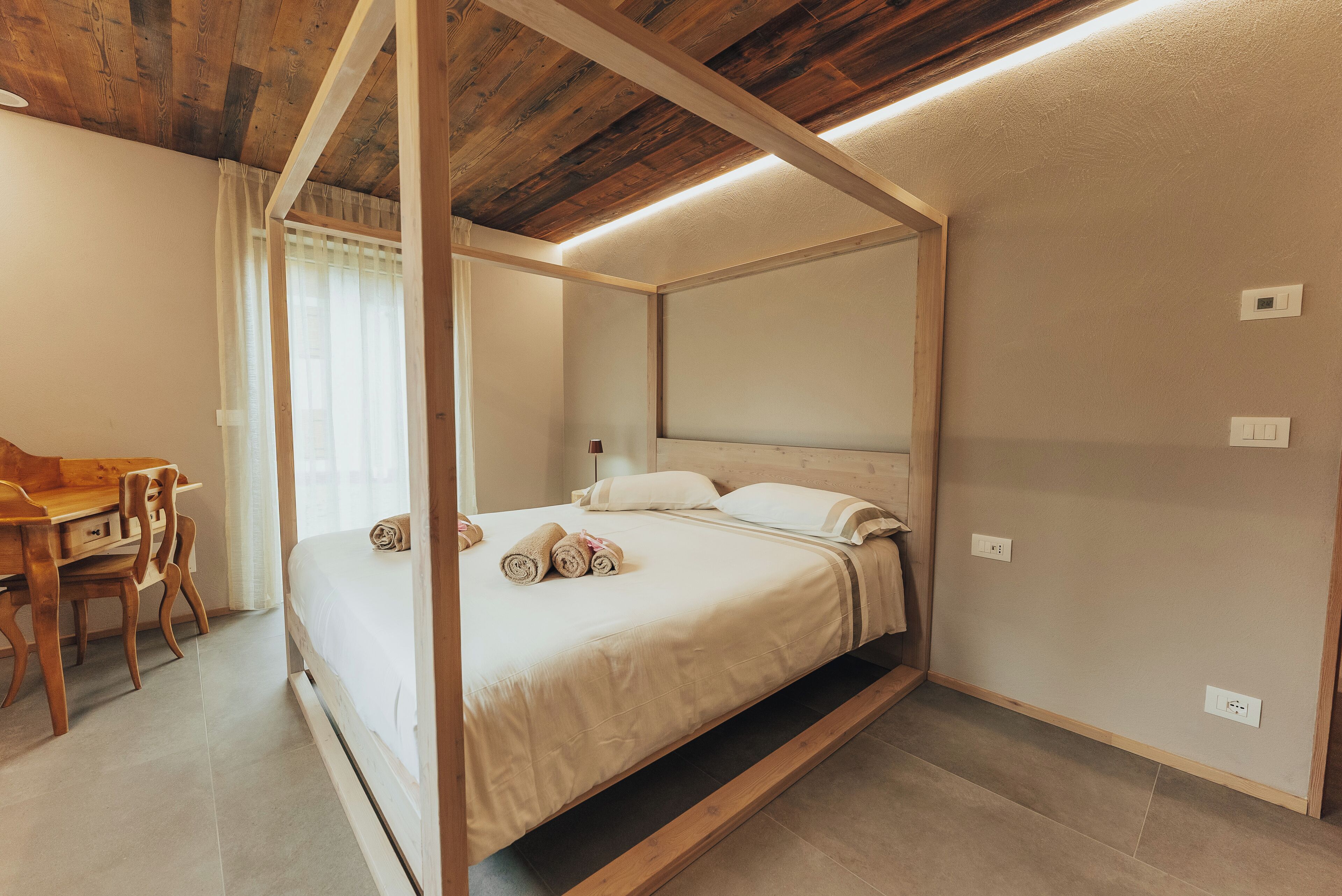 3 chambres, fer et planche à repasser, lit parapluie, Wi-Fi gratuit