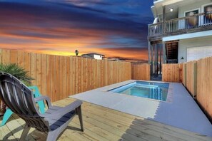 Terrace/patio - Nauti Paradise- Private Pool | Game Room (Port Aransas)