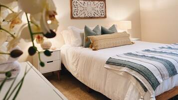 2 quartos, escrivaninha, ferros/tábuas de passar roupa, Wi-Fi