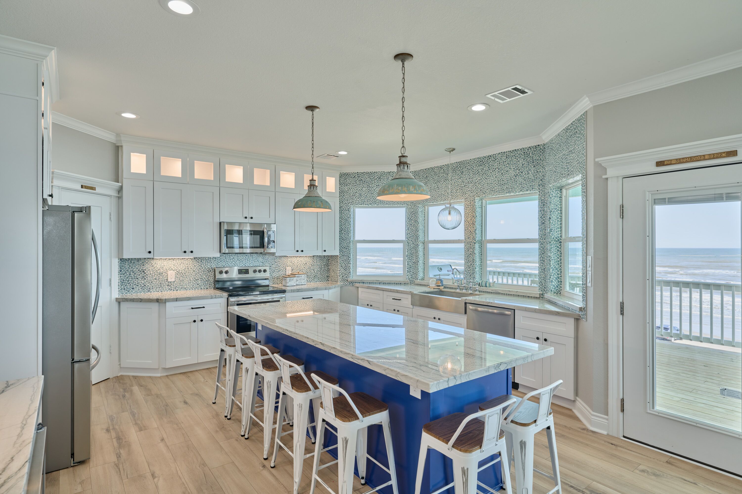 Beachfront Beauty with Bay Views and Boat Ramp Access