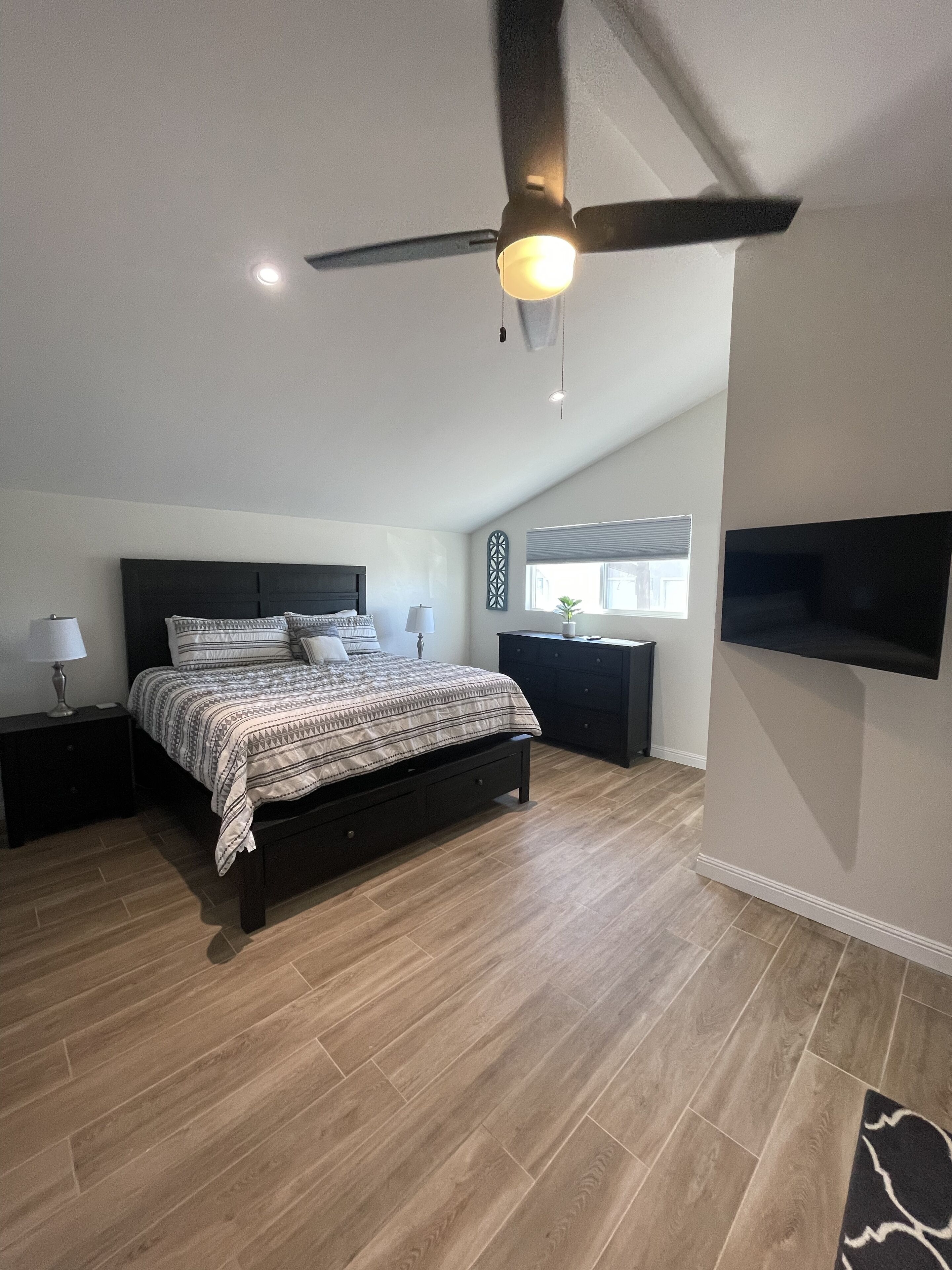 Waterfront home with its own dock in the Moovalya Keys community - DOG FRIENDLY!