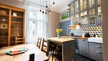 3 bedrooms, hypo-allergenic bedding, free WiFi, bed sheets