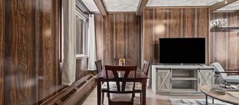 💜Lawrenceville Loft off Butler - Top Floor & Bespoke Woodwork💜