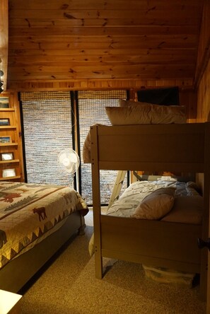 2 slaapkamers, gratis wifi, beddengoed