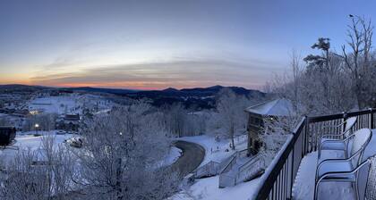 Amazing Views of Beech Mountain, Walk to Ski Slopes!