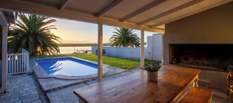 Bergriverliving: Family Accommodation on the Banks of the Berg River!