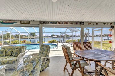 Beautiful Waterfront House with Heated Pool and Fishing Dock