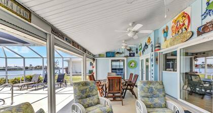 Beautiful Waterfront House with Heated Pool and Fishing Dock