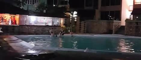 Piscina externa