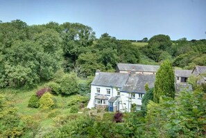 Exterior - 2 bed rural retreat nestled in the heart of Exmoor (Parracombe)