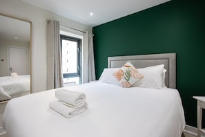 2 bedrooms, WiFi, bed sheets