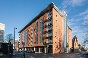 Exterior - Luxury, Sleeps 6, City Centre (Belfast)