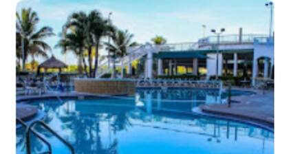 Time share available April 8 to April 15 oceanfront 2 bedroom condo
