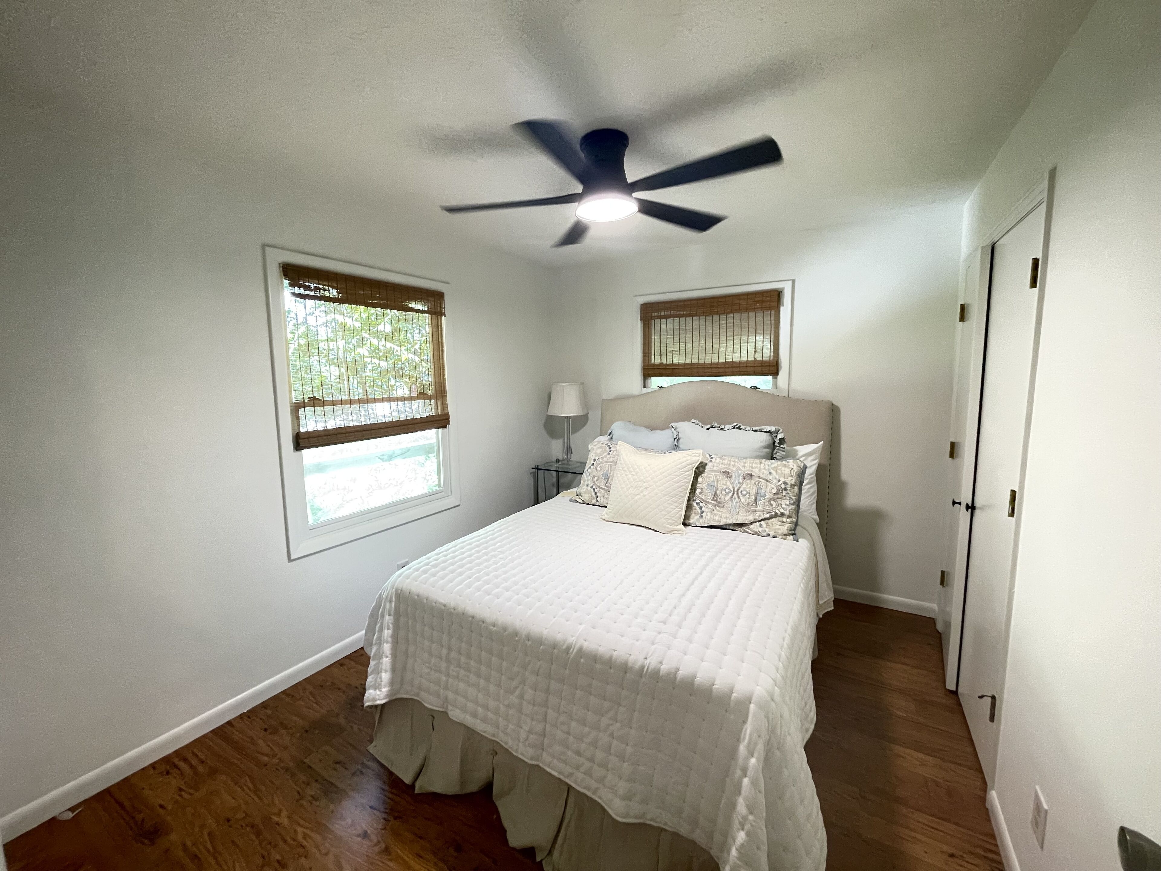 4 Bed Home on Dale Hollow Lake, Steps from East Port Marina