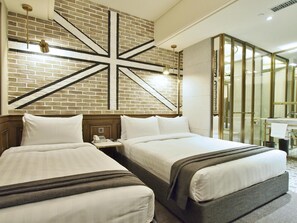 Room - Kings Hotel (Kowloon)