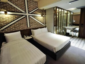 Room - Kings Hotel (Kowloon)