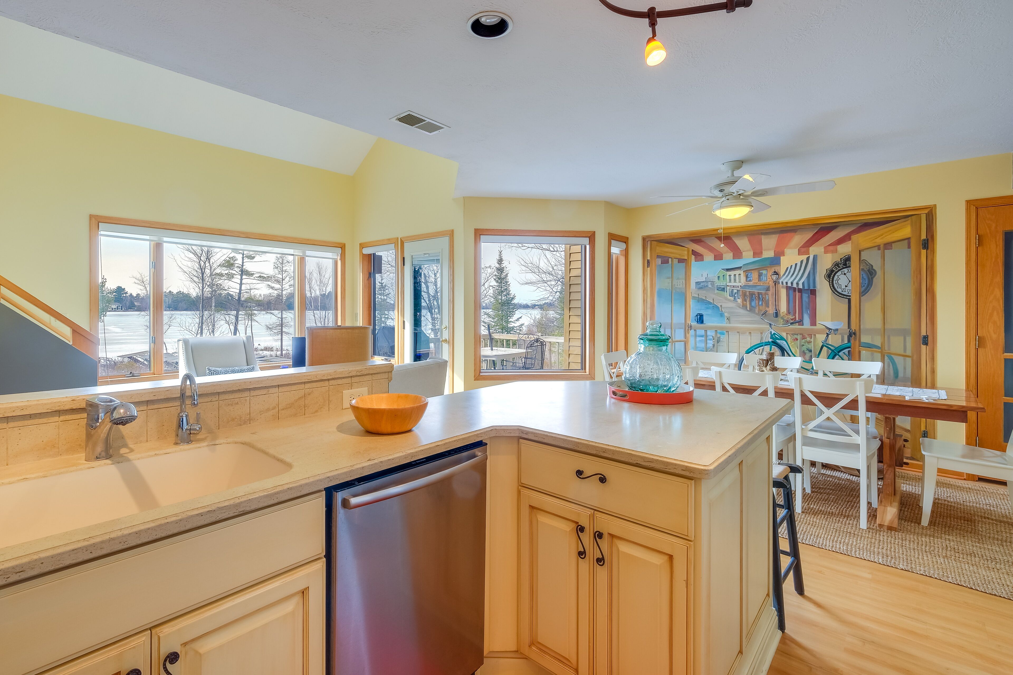 Elk Rapids Condo w/ Balcony Overlooking Elk Lake!