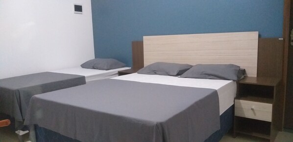 Traditional Room, 1 Bedroom | Soundproofing, free WiFi