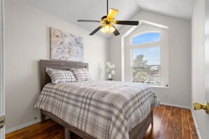 3 bedrooms - Mi Casa es su Casa #2 (El Paso)