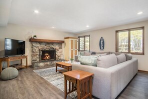 TV, fireplace, DVD player