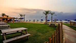 Beach bar - SeaVille Beach Hotel by Elite Hotels & Resorts (Ataqah)