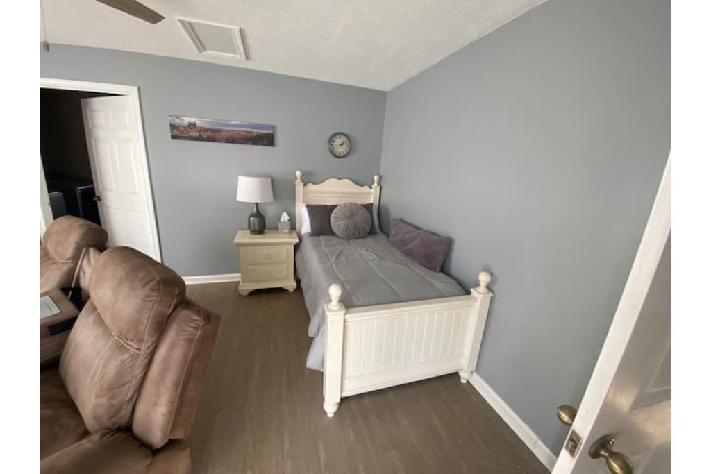 Hanover Haven 3 BR/2 Bath