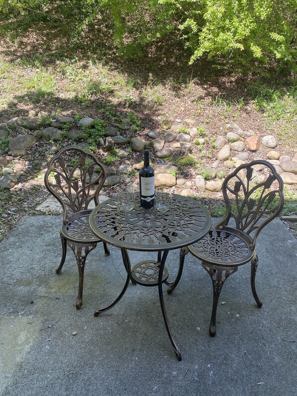 屋外ダイニングエリア