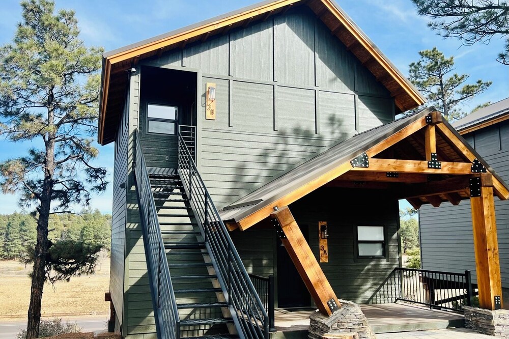 Luxury Mountain Escape!
