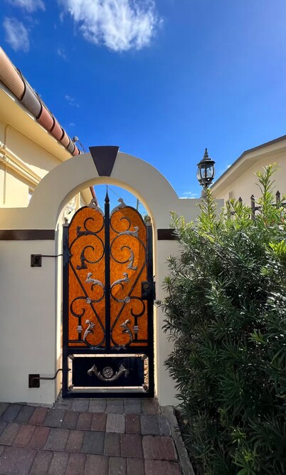 Luxurious little home!