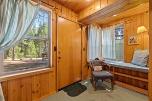 Interior - Rivers Resort Cabin #5 (Strawberry)