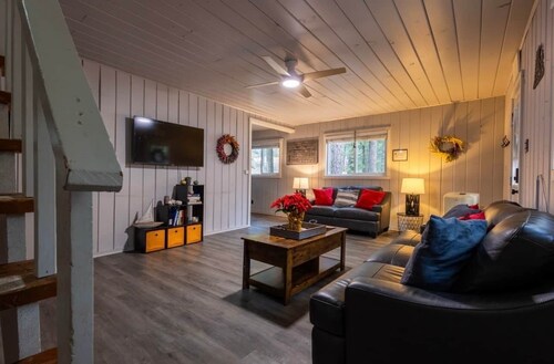 Rivers Resort Cabin #6