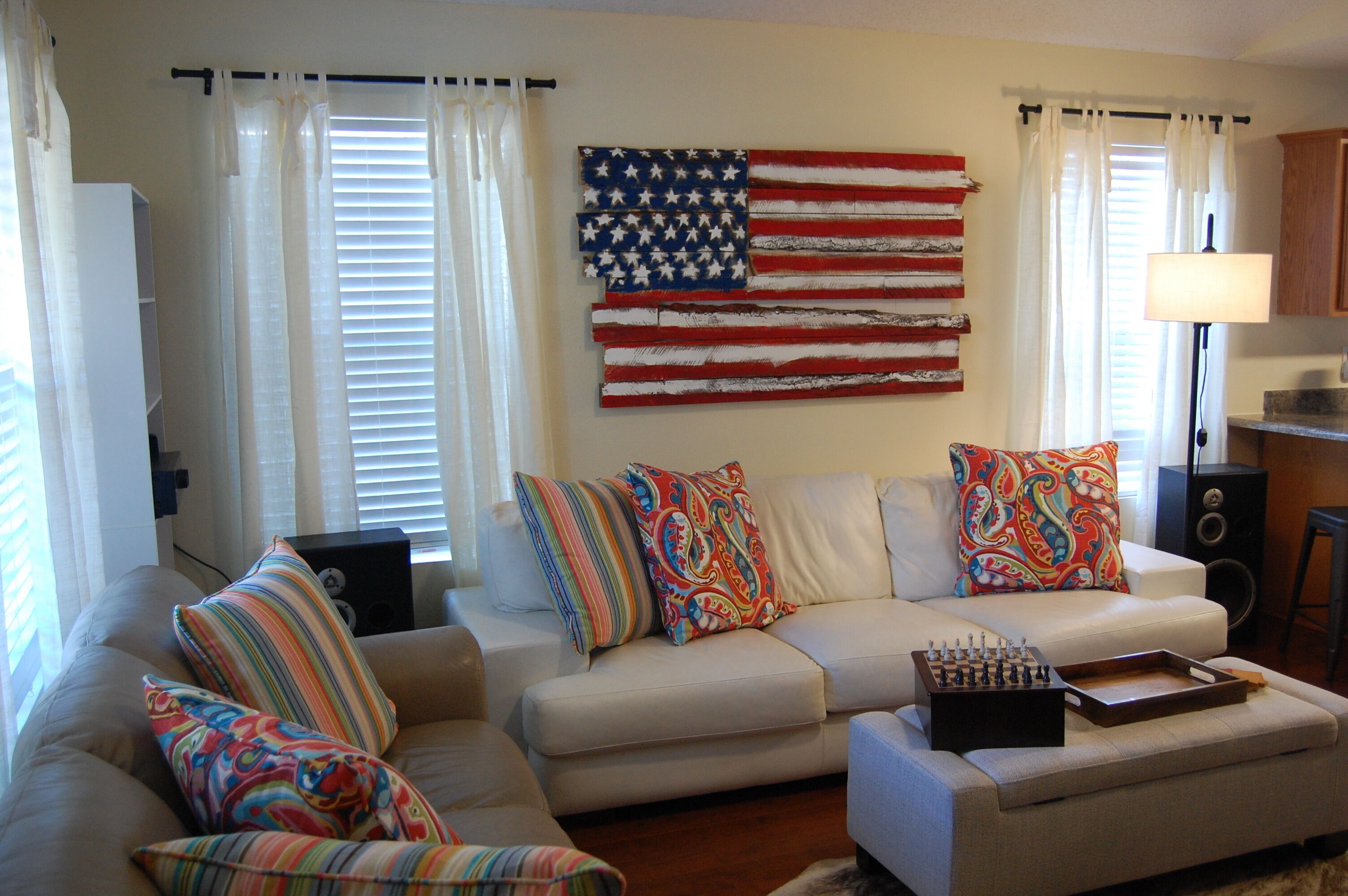 Lakeside house on Greers Ferry. Cozy, fun getaway.