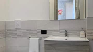 Hair dryer, towels