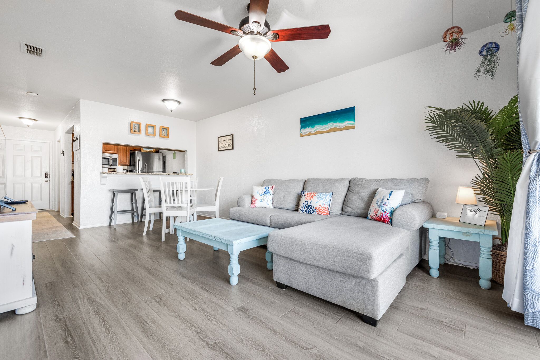 🌞WinterTexans!On water! Boat Slip! Pool! Sleeps 6!Park is walking distance